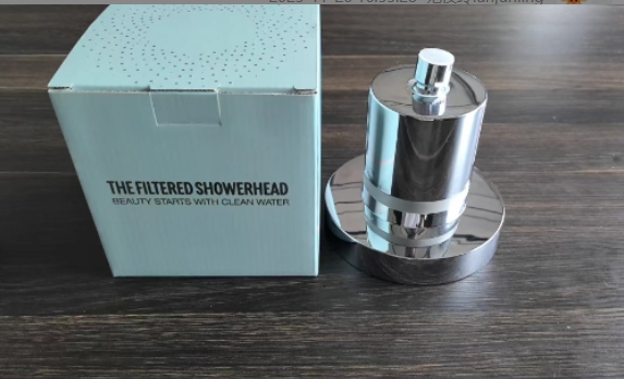 Aura Filtered Showerhead | The Clean Beauty Shower